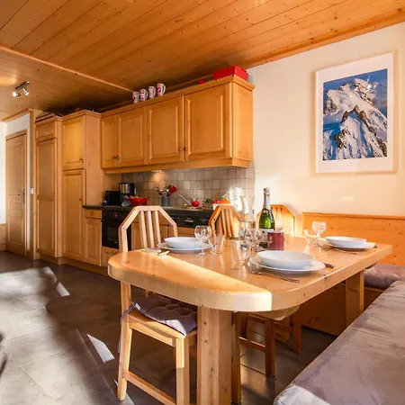 Appartement Arsene No 2 *